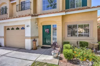 Photo #2: 2794137 Listing