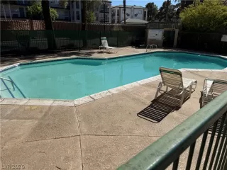 Photo #1: 2794157 Listing 