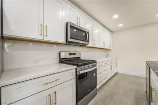 Photo #4: 2794168 Listing 