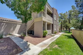 Photo #2: 2794187 Listing