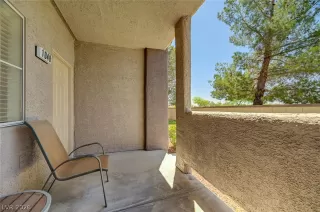 Photo #4: 2794187 Listing