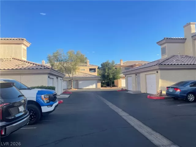 MLS: 2794207 Condo For Sale