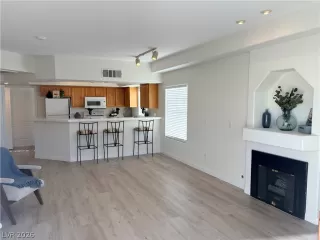 Photo #2: 2794207 Listing 