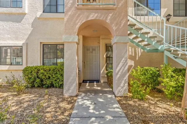 MLS: 2794256 Condo For Sale