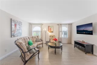Photo #2: 2794260 Listing 