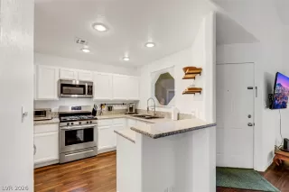 Photo #5: 2794284 Listing 