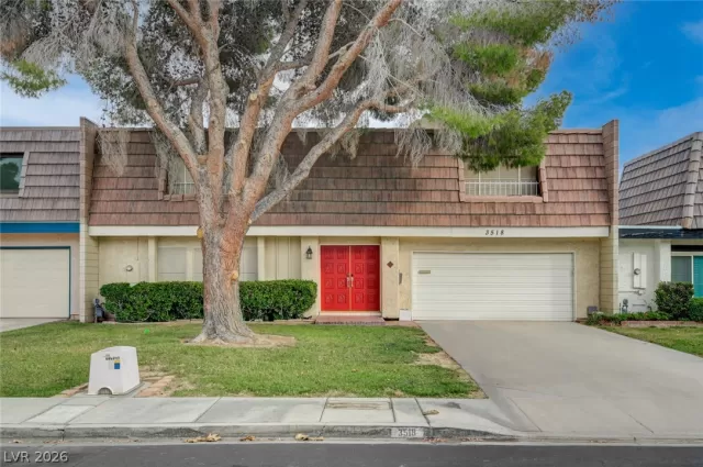 MLS: 2794316 Condo For Sale