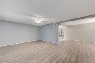 Photo #3: 2794316 Listing 
