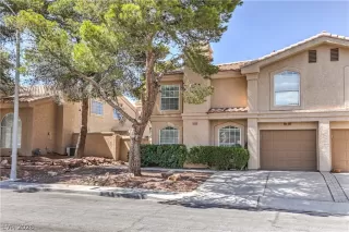 Photo #1: 2794365 Listing 