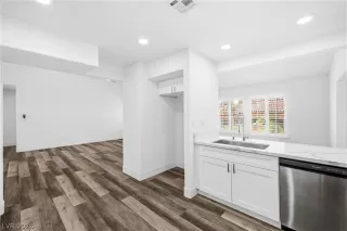 Photo #3: 2794466 Listing 