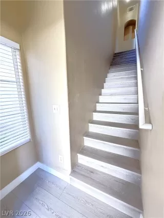 Photo #6: 2794500 Listing 