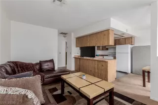 Photo #5: 2794508 Listing 