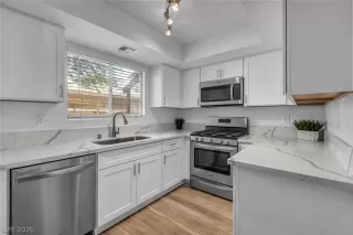 Photo #5: 2794512 Listing 
