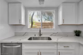 Photo #6: 2794512 Listing 