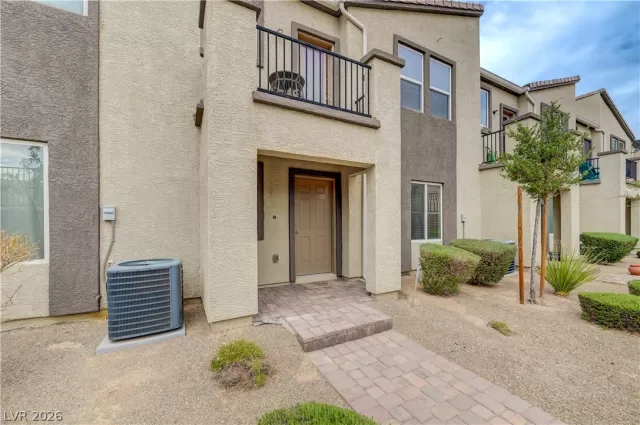 MLS: 2794544 Condo For Sale