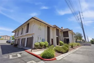 Photo #1: 2794641 Listing 