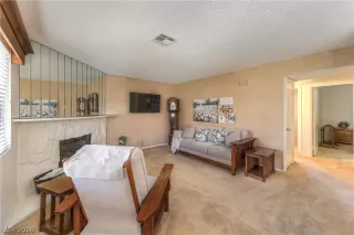 Photo #4: 2794660 Listing 