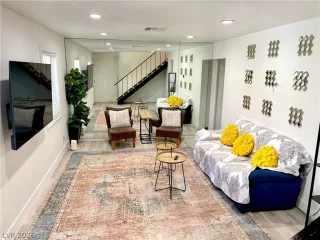 Photo #2: 2794955 Listing 