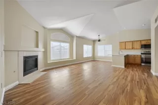 Photo #3: 2795091 Listing 