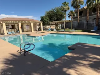 Photo #2: 2795121 Listing 