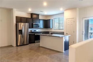 Photo #5: 2795271 Listing 