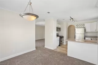 Photo #4: 2795353 Listing 
