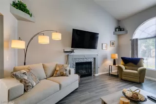 Photo #5: 2795371 Listing 