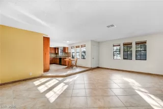 Photo #4: 2795373 Listing 