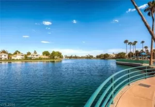 Photo #6: 2795386 Listing 