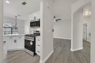 Photo #2: 2795422 Listing 