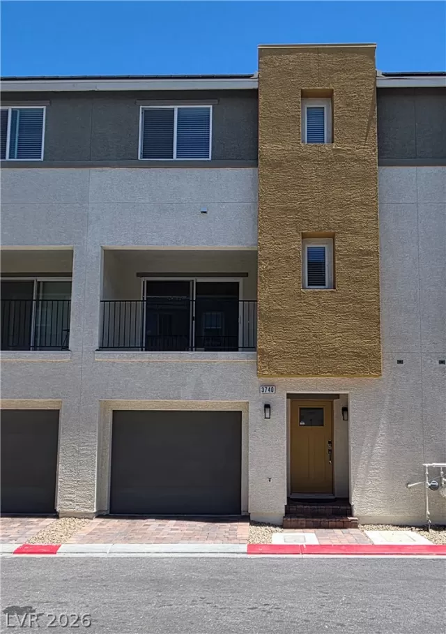 MLS: 2795463 Condo For Sale