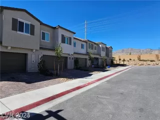Photo #2: 2795504 Listing 