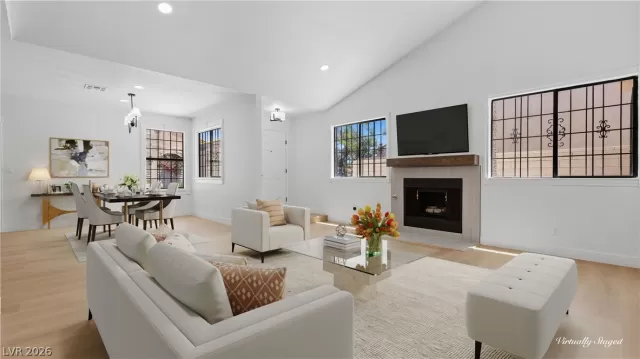 MLS: 2795616 Condo For Sale