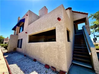 Photo #1: 2795705 Listing 