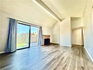 Photo #2: 2795705 Listing 