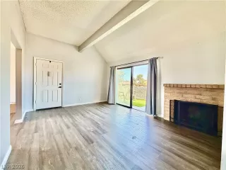 Photo #3: 2795705 Listing 
