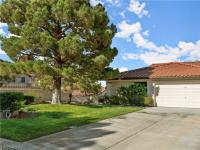 More Details about MLS # 2435441 : 438 COLUMBIA COURT