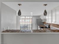 More Details about MLS # 2454040 : 2080 KAREN AVENUE 21