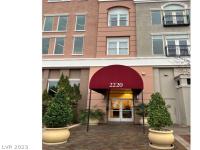 More Details about MLS # 2469528 : 2220 VILLAGE WALK DRIVE 3324