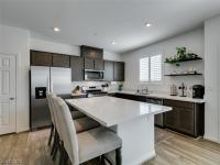 More Details about MLS # 2483735 : 1271 RARITAN PLACE