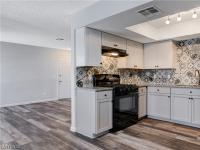 More Details about MLS # 2487306 : 5576 WEST ROCHELLE AVENUE 20A