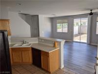 More Details about MLS # 2504156 : 6371 LORNE GREEN AVENUE 102
