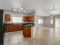 More Details about MLS # 2507017 : 3932 PEPPER THORN AVENUE #2/101