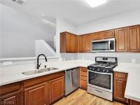 More Details about MLS # 2515097 : 10438 GOLD SHADOW AVENUE