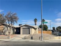 More Details about MLS # 2652260 : 11 PAGE STREET