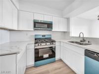 More Details about MLS # 2683567 : 1424 SANTA ANITA DRIVE D