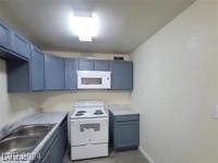 More Details about MLS # 2685200 : 304 ORLAND STREET 39