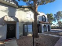More Details about MLS # 2685213 : 854 STAINGLASS LANE