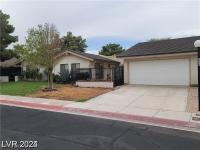 More Details about MLS # 2687290 : 600 WOODMOUNT DRIVE