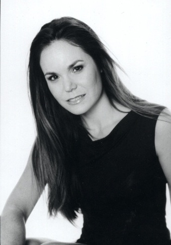 Real Estate Agent Michelle Lyn Manley